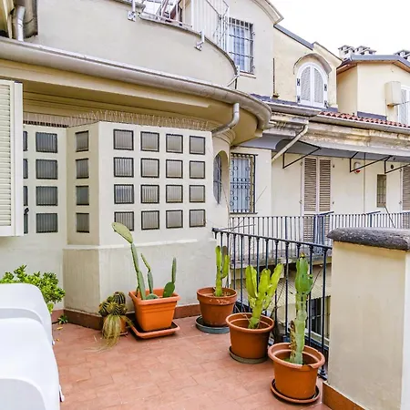 Guesthost - S Secret Spot Terrace And Charm Apartamento Turín