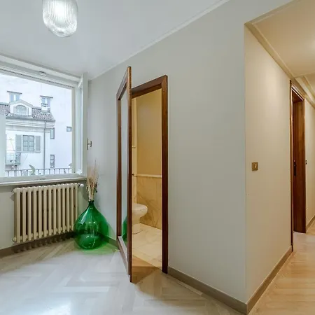 Guesthost - S Secret Spot Terrace And Charm Turín